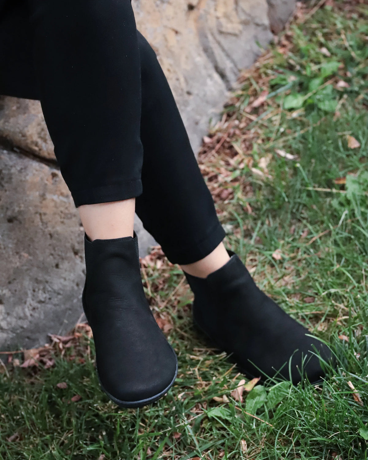 Nubuck Barefoot Chelsea Boots Shoes – 6mm Rubber Sole – Black