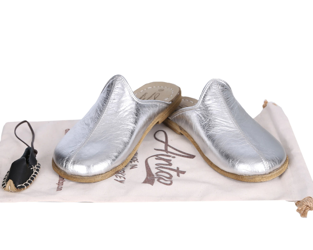 Bright Barefoot Shearling Sandals Shoes – Classic Sole — Leather Sole – Silver