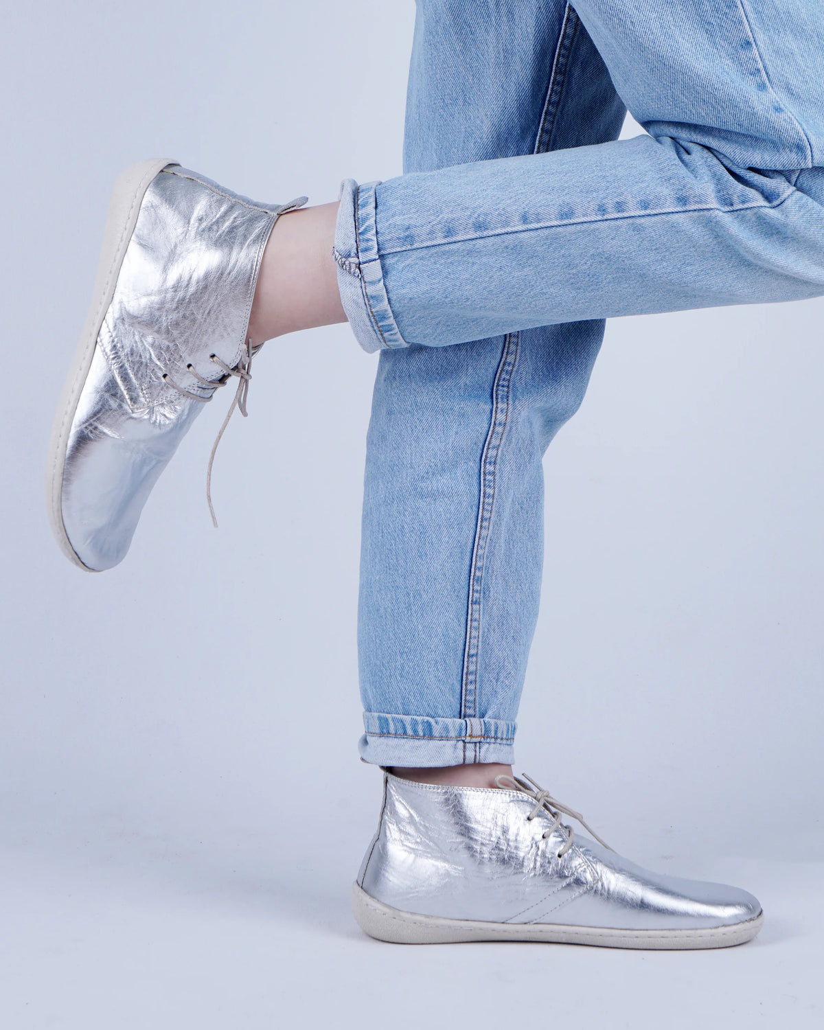 Bright Barefoot Bootie Laces Shoes – 6 mm Rubber Sole – Silver