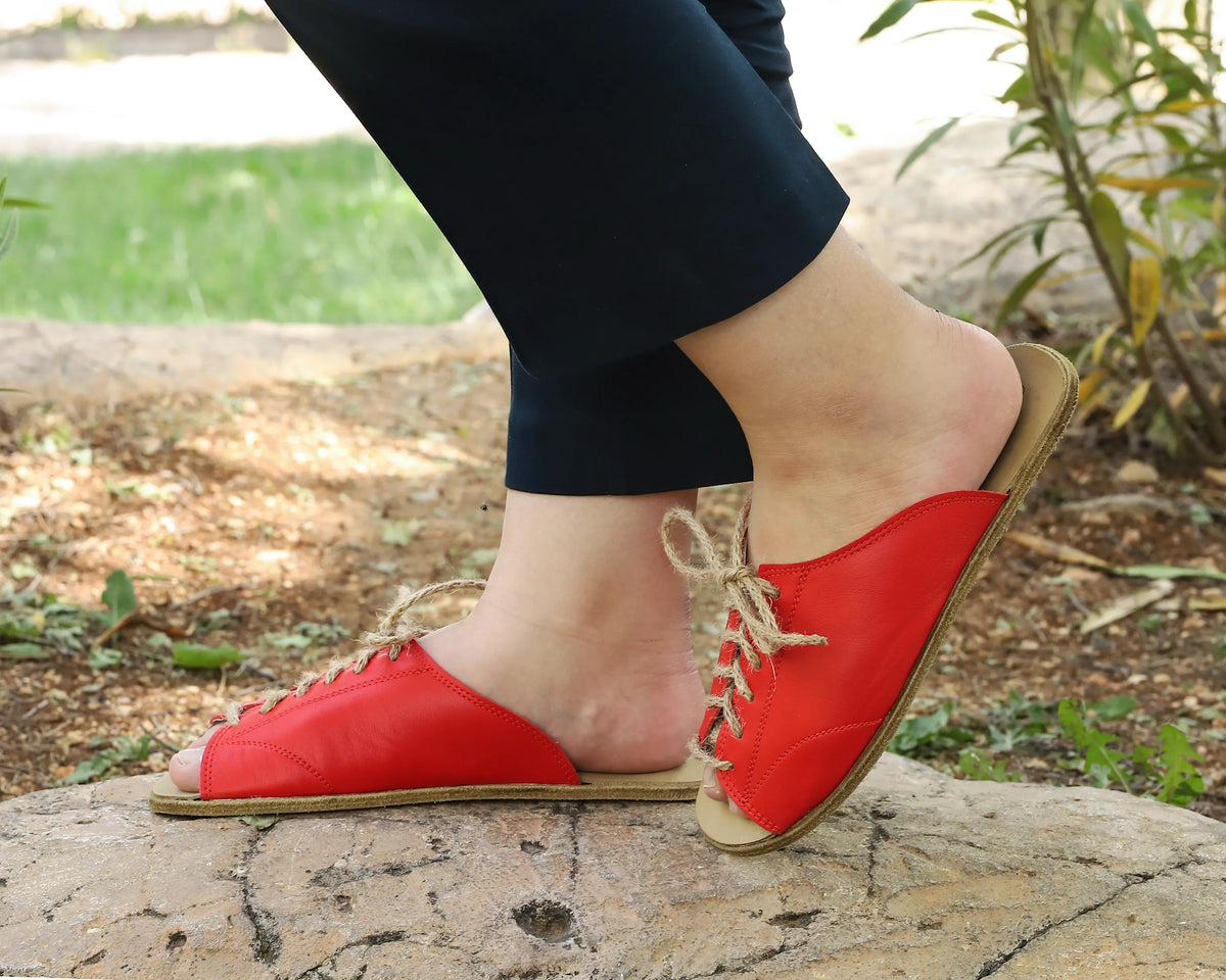 Smooth Barefoot Laces Sandals Shoes – Classic Sole — Leather Sole – Red