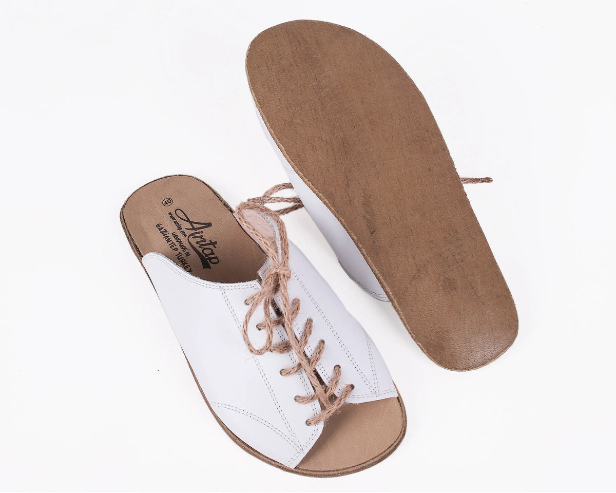 Smooth Barefoot Laces Sandals Shoes – Classic Sole — Leather Sole – White