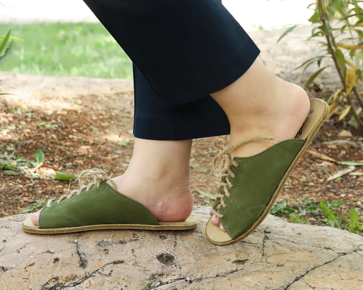 Nubuck Barefoot Laces Sandals Shoes – Classic Sole — Leather Sole – Green
