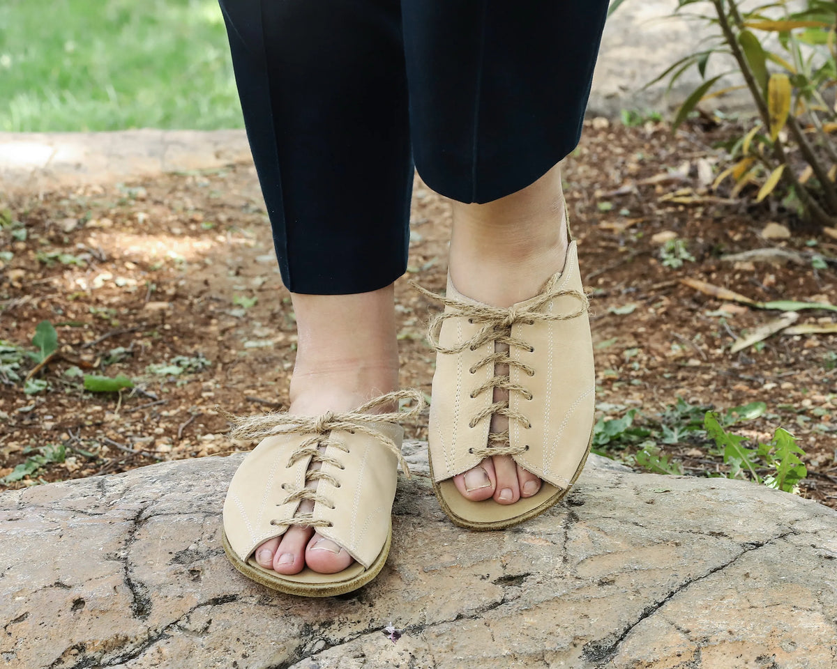 Nubuck Barefoot Laces Sandals Shoes – Classic Sole — Leather Sole – Cream