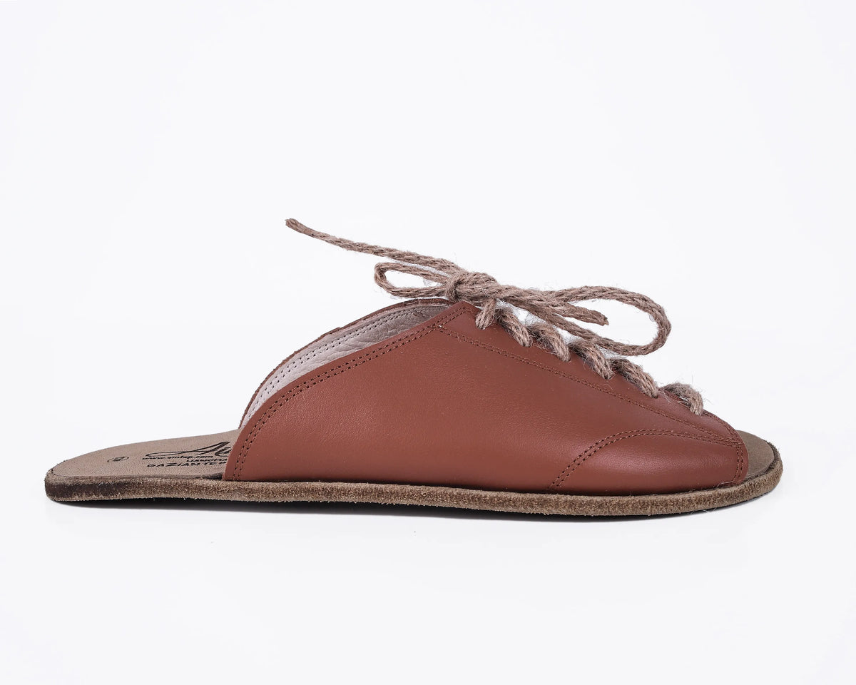 Smooth Barefoot Laces Sandals Shoes – Classic Sole — Leather Sole – Tan