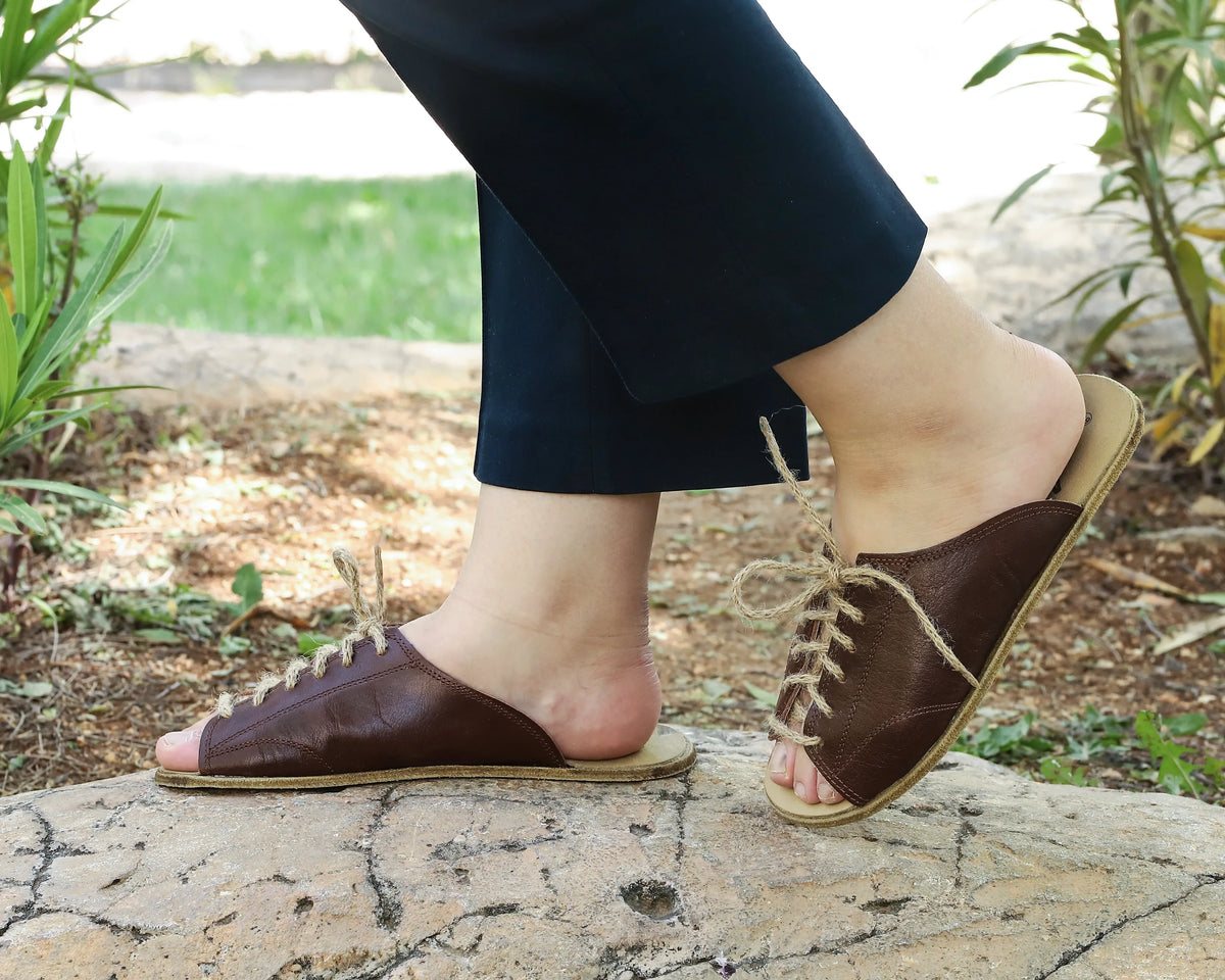 Smooth Barefoot Laces Sandals Shoes – Classic Sole — Leather Sole – Dark Brown
