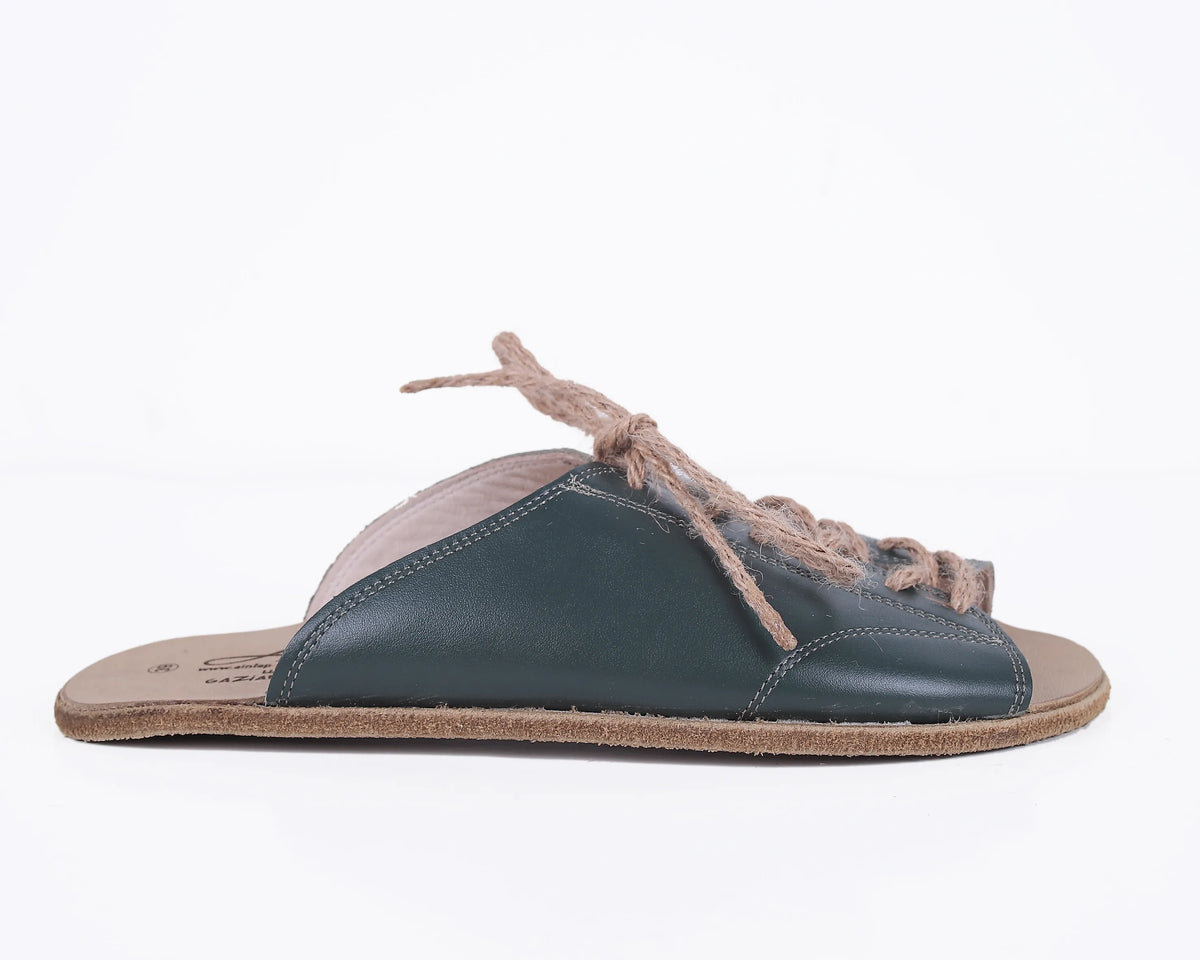Smooth Barefoot Laces Sandals Shoes – Classic Sole — Leather Sole – Green
