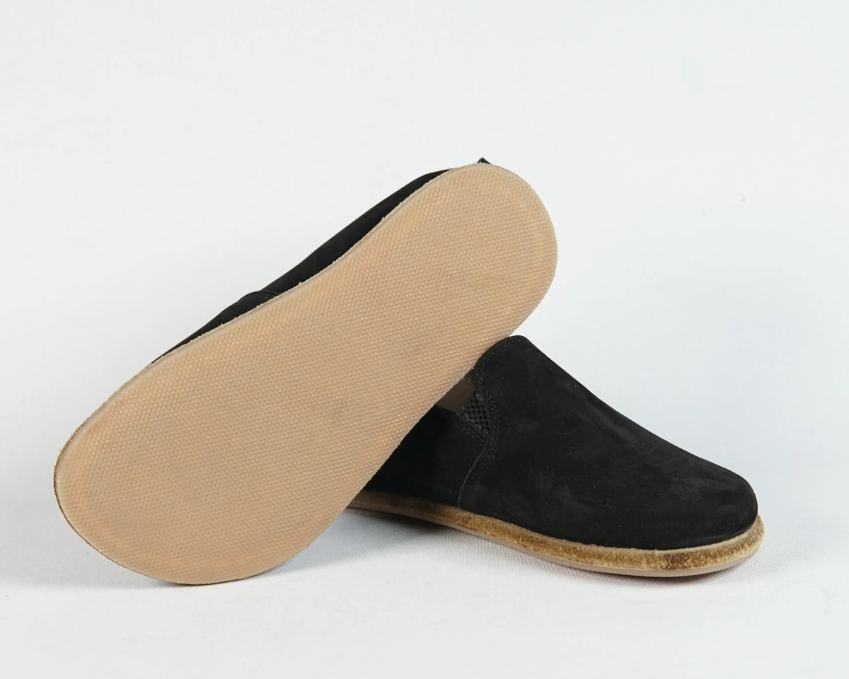 Nubuck Barefoot Ballet Shoes – Classic Sole — Leather Sole – Black