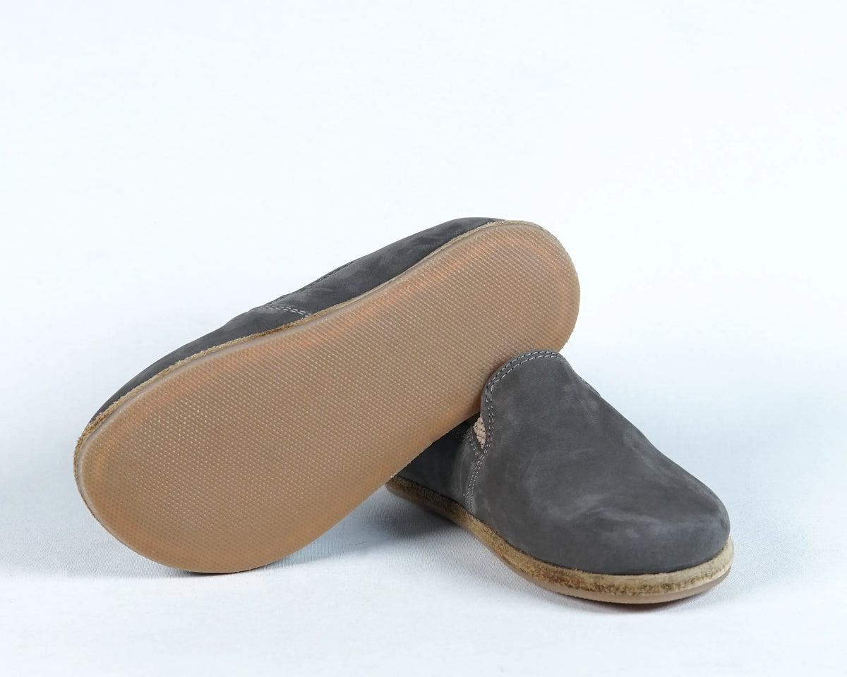 Nubuck Barefoot Ballet Shoes – Classic Sole — Leather Sole – Gray