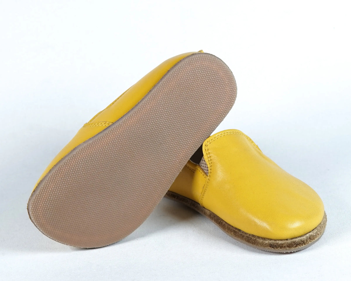 Smooth Barefoot Ballet Shoes – Classic Sole — Leather Sole – Yellow