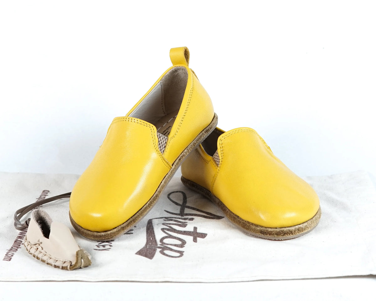 Smooth Barefoot Ballet Shoes – Classic Sole — Leather Sole – Yellow