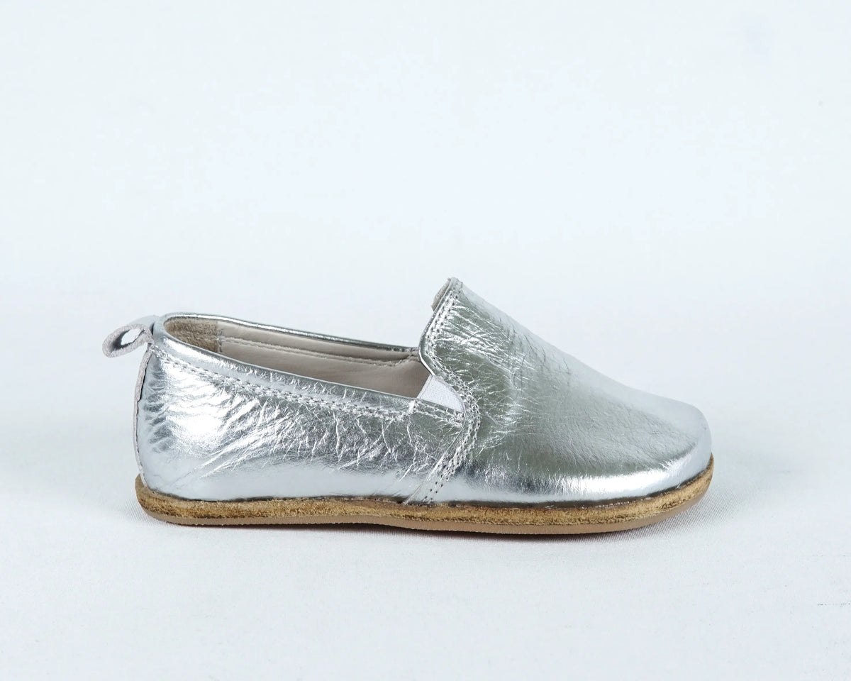 Bright Barefoot Ballet Shoes – Classic Sole — Leather Sole – Silver