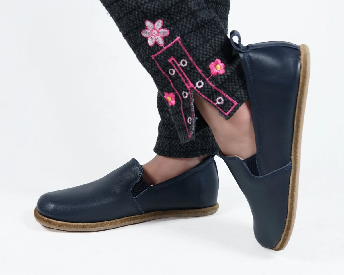 Smooth Barefoot Ballet Shoes – Classic Sole — Leather Sole – Navy Blue