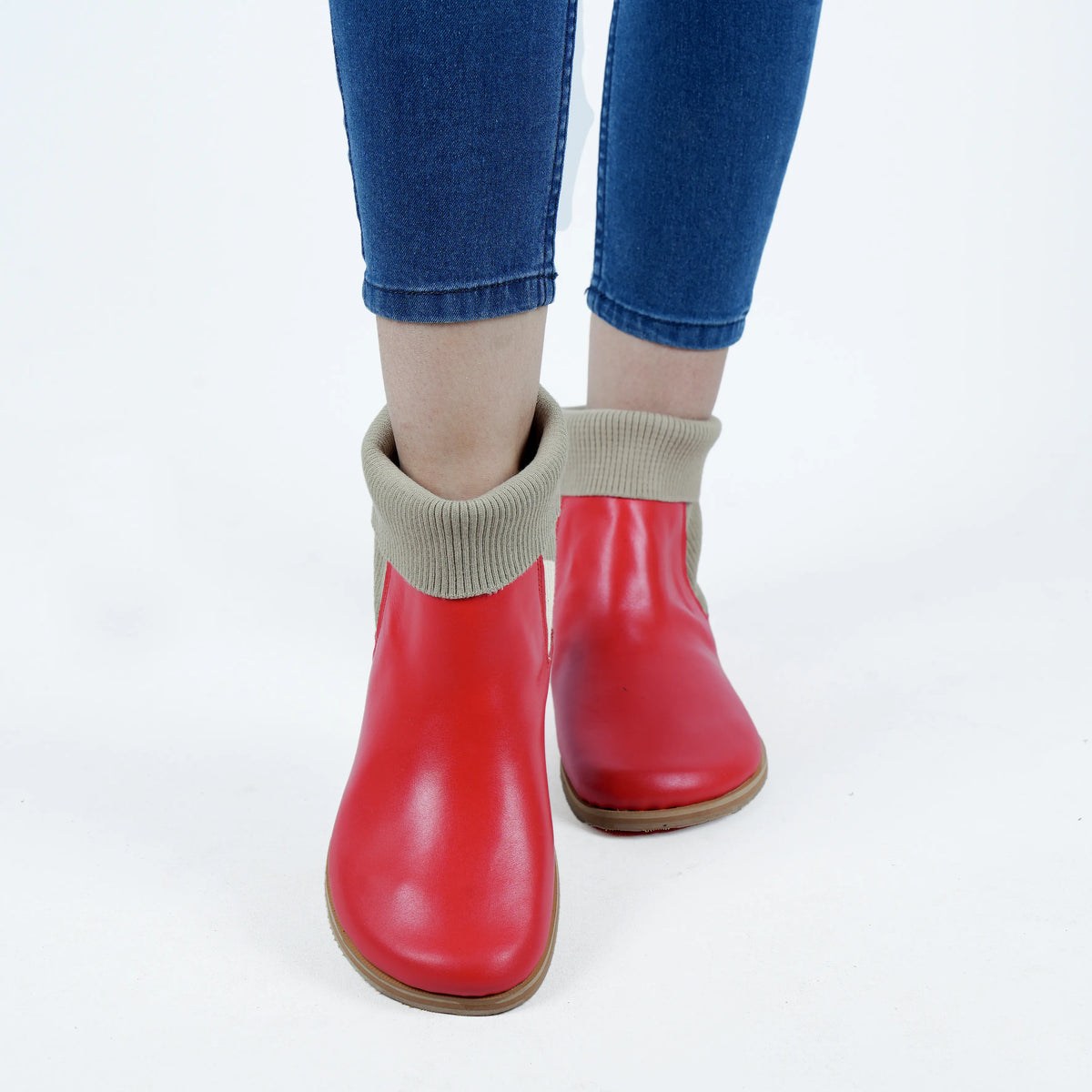 Smooth Barefoot Socks Chelsea Shoes – Eva Outsole – Red