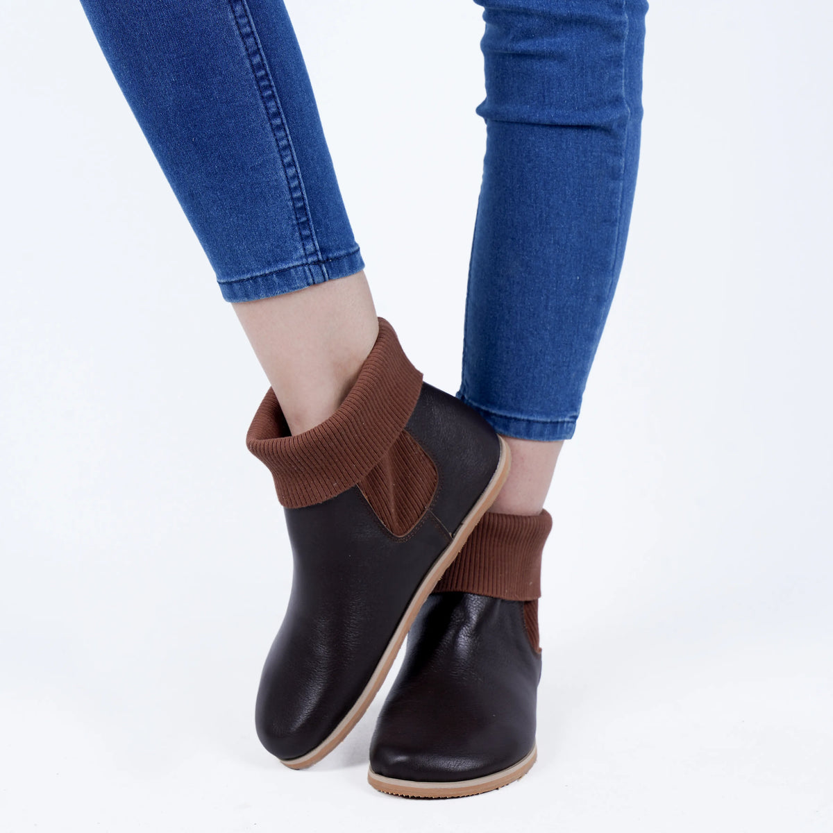 Smooth Barefoot Socks Chelsea Shoes – Eva Outsole – Dark Brown