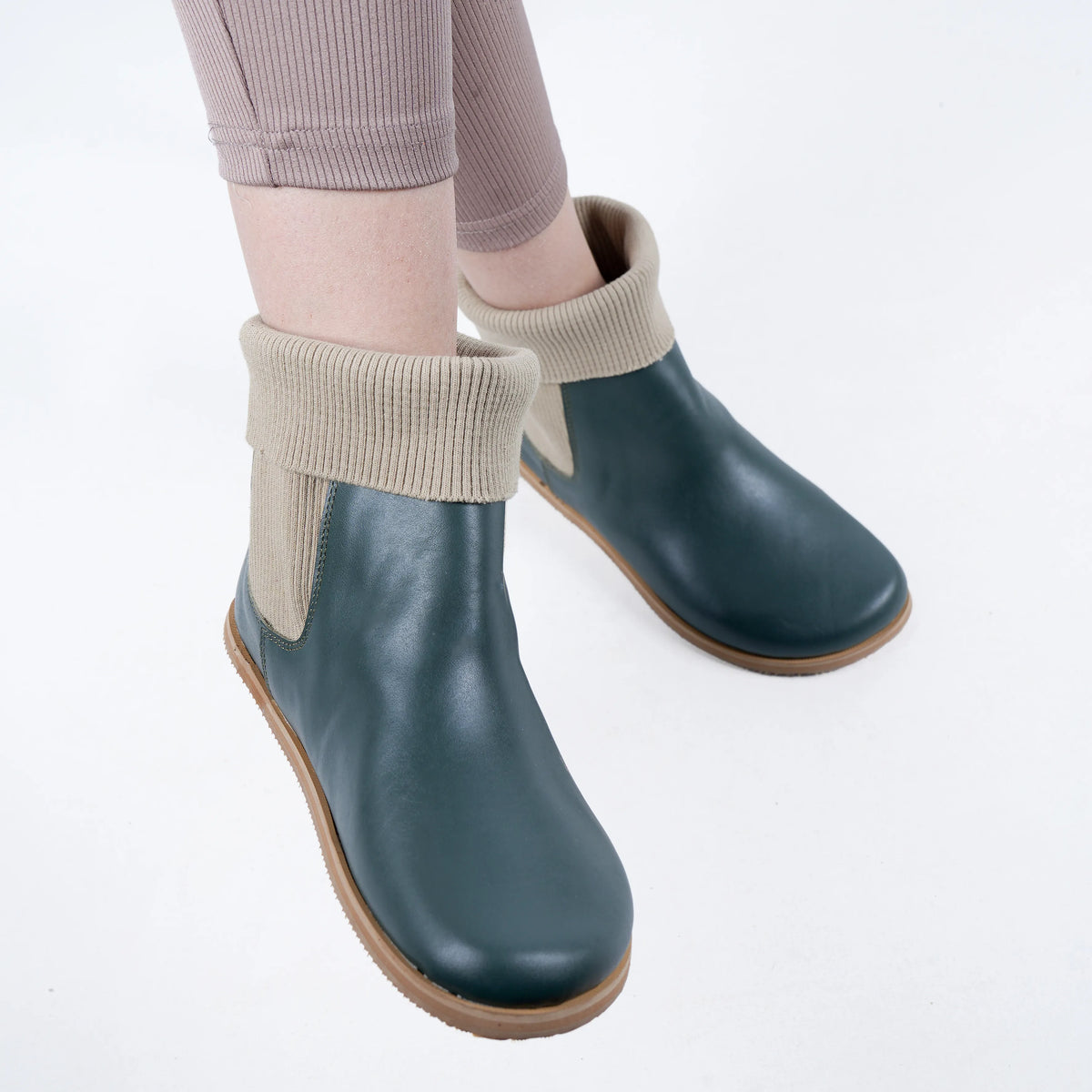 Smooth Barefoot Socks Chelsea Shoes – Eva Outsole – Green