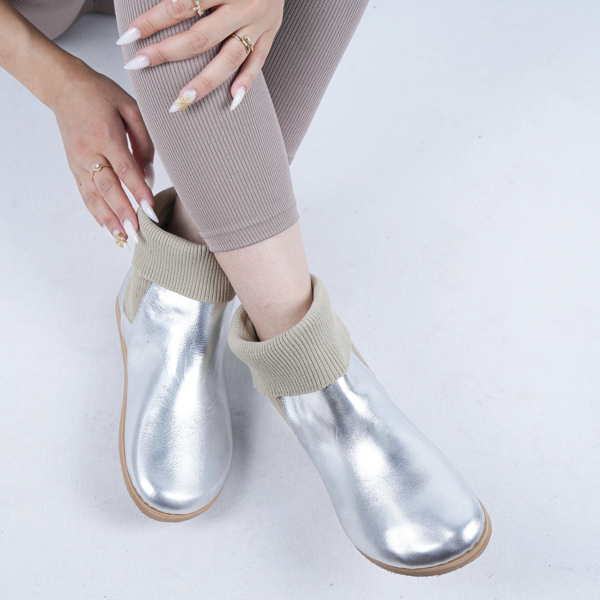 Bright Barefoot Socks Chelsea Shoes – Eva Outsole – Silver