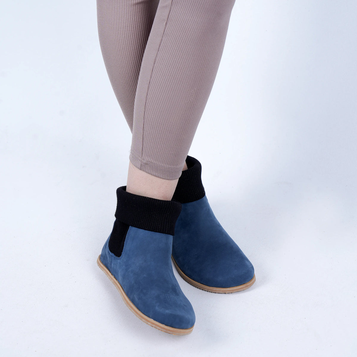 Nubuck Barefoot Socks Chelsea Shoes – Eva Outsole – Jeans