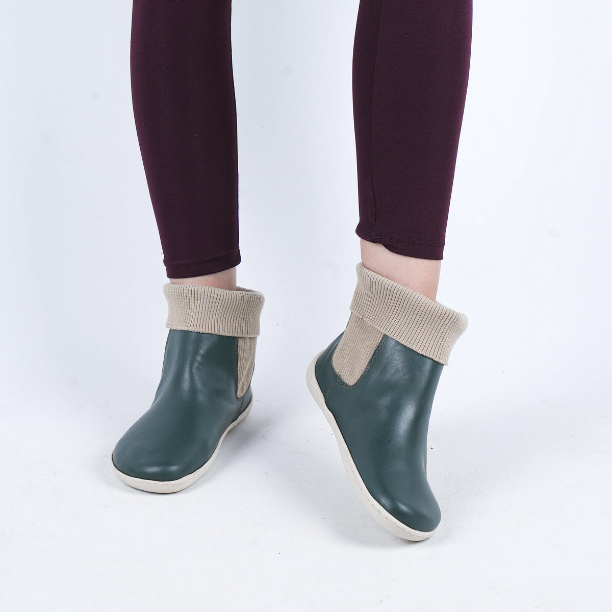 Smooth Barefoot Socks Chelsea Shoes – 6mm Rubber Sole – Green