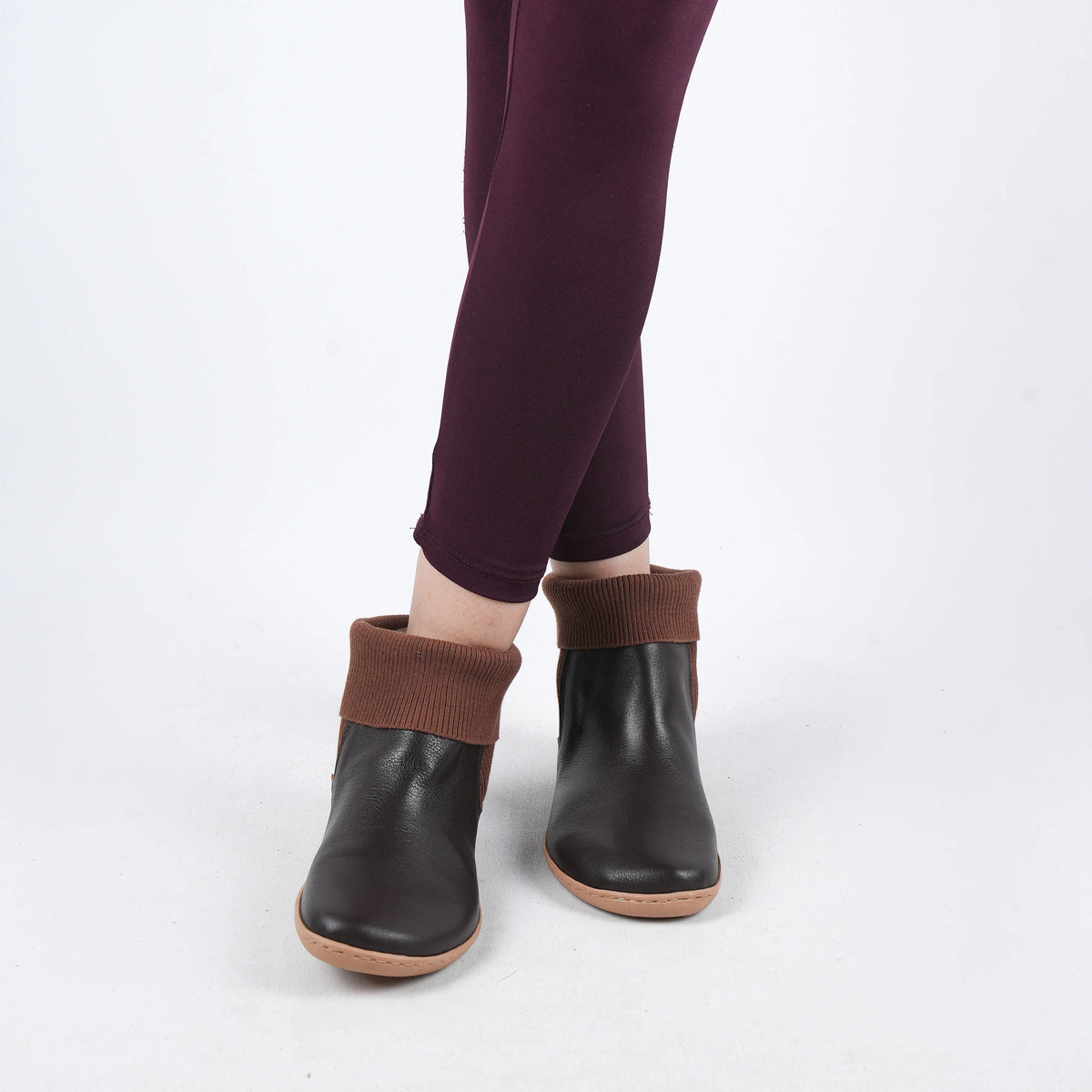 Smooth Barefoot Socks Chelsea Shoes – 6mm Rubber Sole – Dark Brown