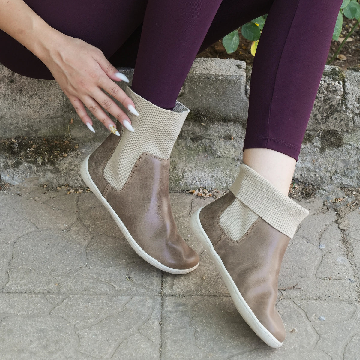 Crazy Barefoot Socks Chelsea Shoes – 6mm Rubber Sole – Beige Bizon