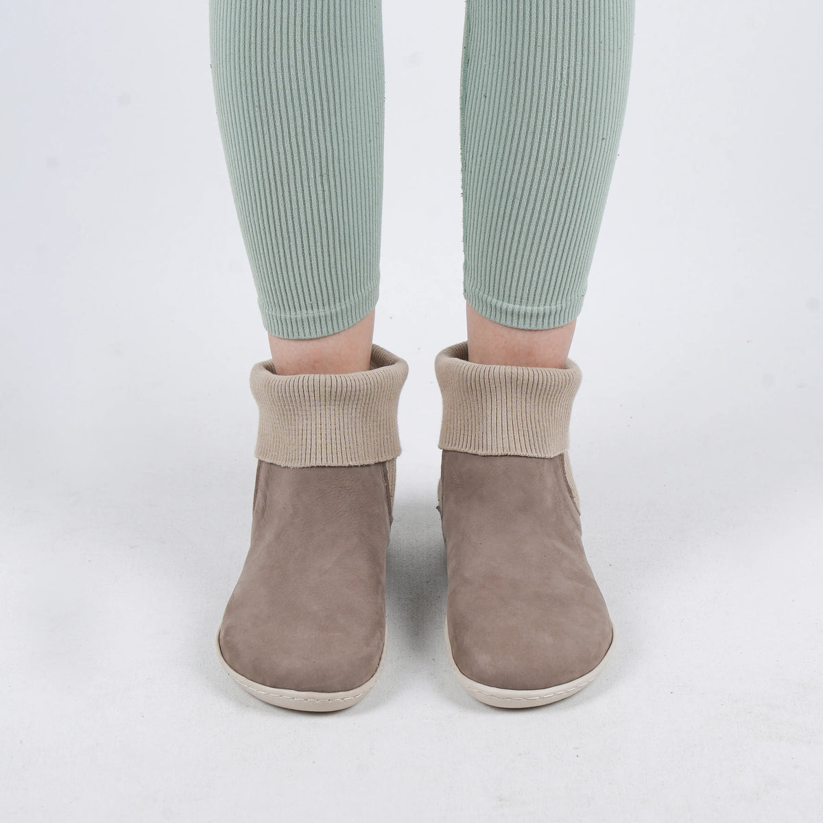 Nubuck Barefoot Socks Chelsea Shoes – 6mm Rubber Sole – Smoked