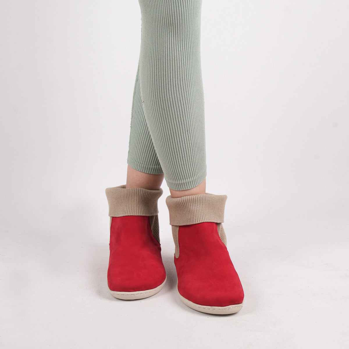 Nubuck Barefoot Socks Chelsea Shoes – 6mm Rubber Sole – Red