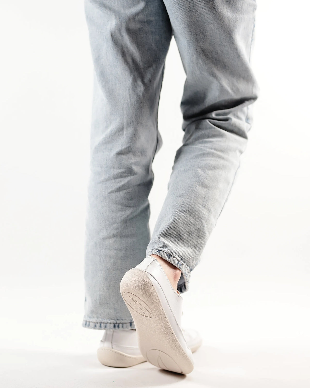 Smooth Barefoot Converse Shoes – 6mm Rubber Sole – Full White