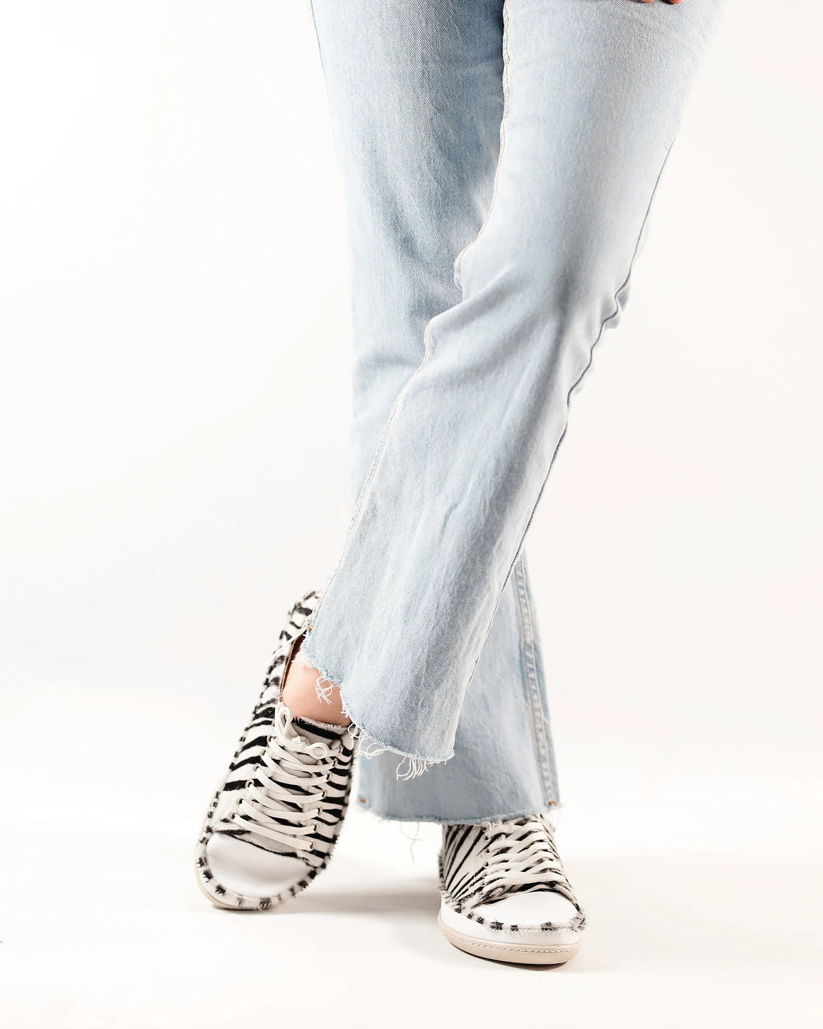 Hair Barefoot Converse Shoes – 6mm Rubber Sole – Zebra