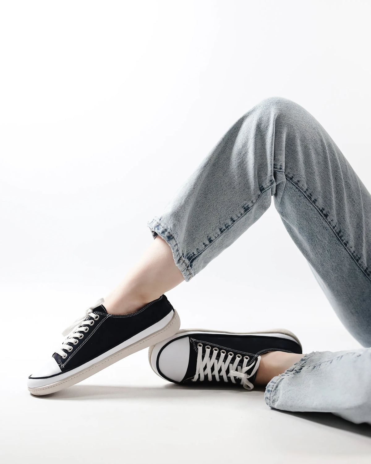 Nubuck Barefoot Converse Shoes – 6mm Rubber Sole – Black