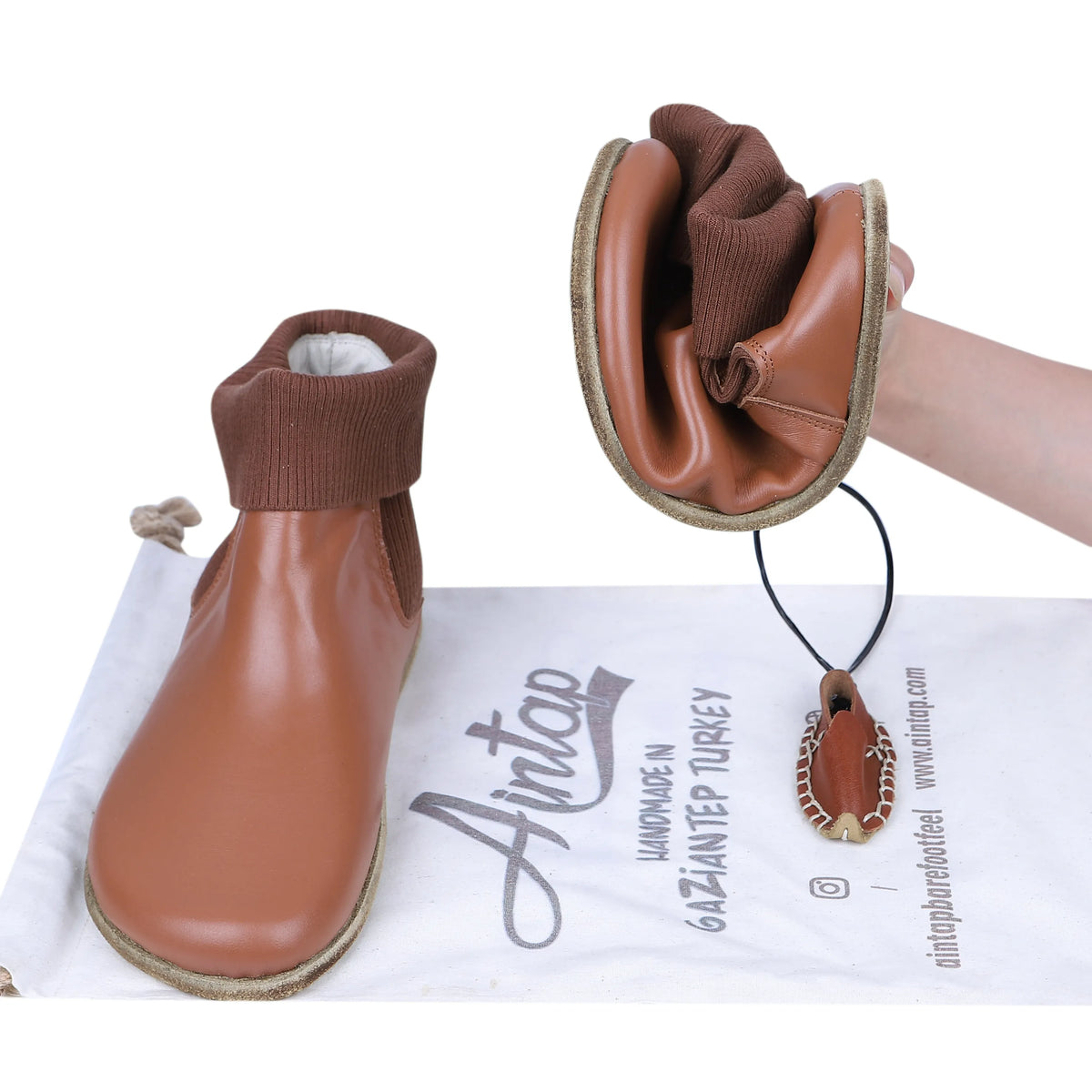 Smooth Barefoot Socks Chelsea Shoes – Classic Sole — Leather Sole – Tan