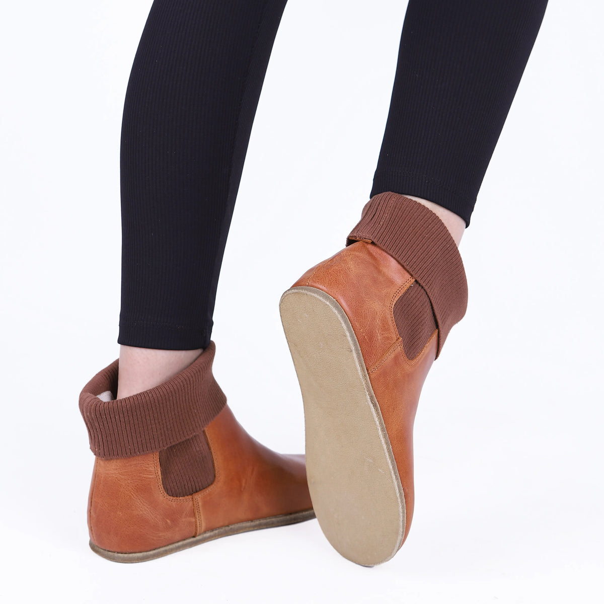 Crazy Barefoot Socks Chelsea Shoes – Classic Sole — Leather Sole – Honey Camel