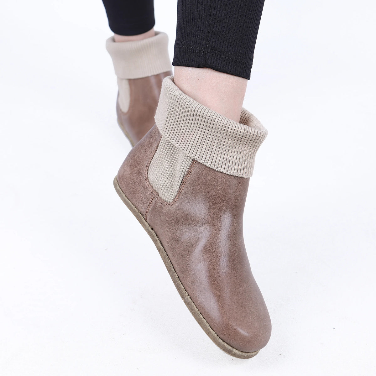 Crazy Barefoot Socks Chelsea Shoes – Classic Sole — Leather Sole – Beige Bizon
