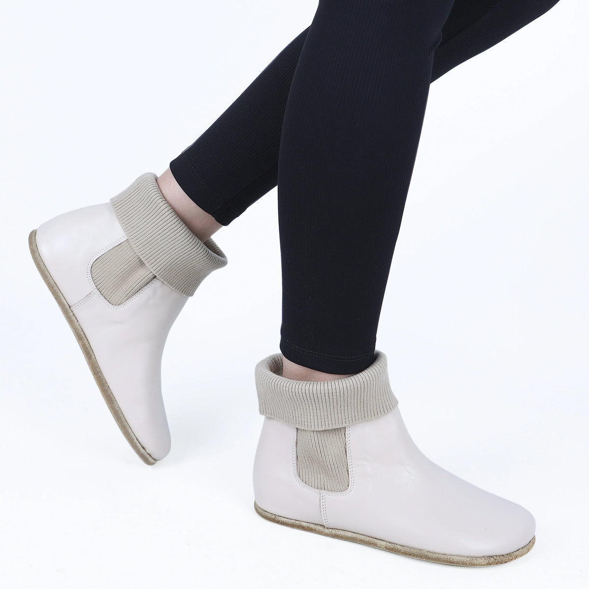 Smooth Barefoot Socks Chelsea Shoes – Classic Sole — Leather Sole – Cream