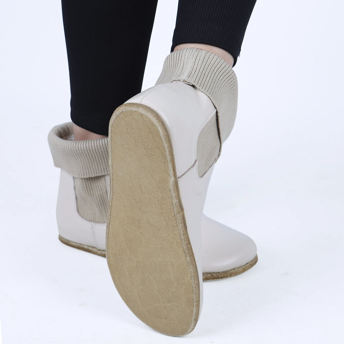 Smooth Barefoot Socks Chelsea Shoes – Classic Sole — Leather Sole – Cream