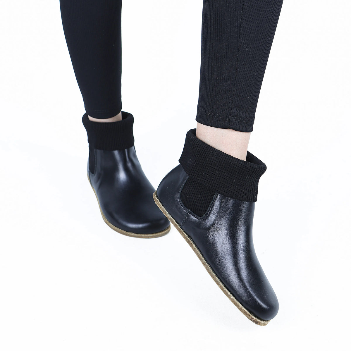 Smooth Barefoot Socks Chelsea Shoes – Classic Sole — Leather Sole – Black