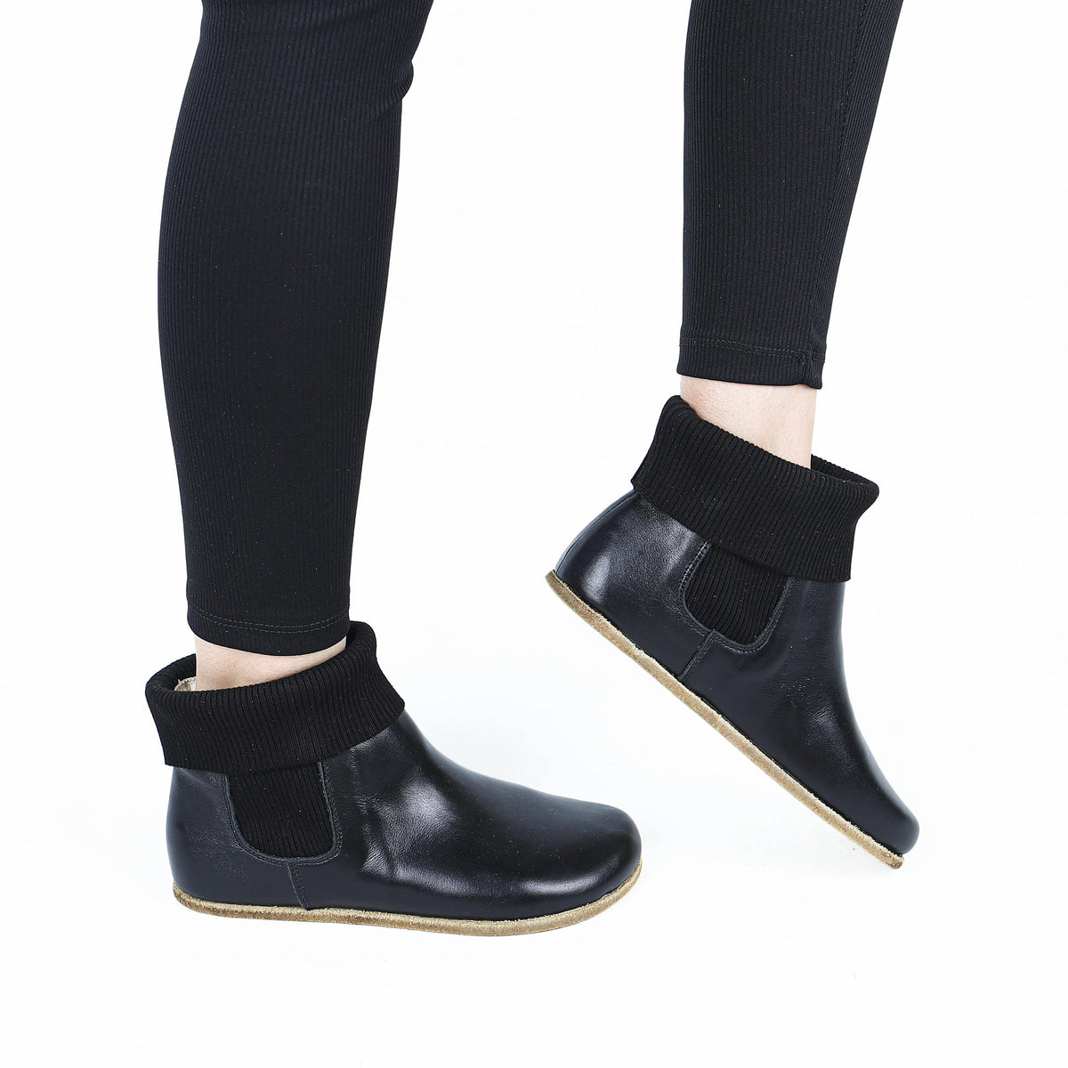 Smooth Barefoot Socks Chelsea Shoes – Classic Sole — Leather Sole – Black