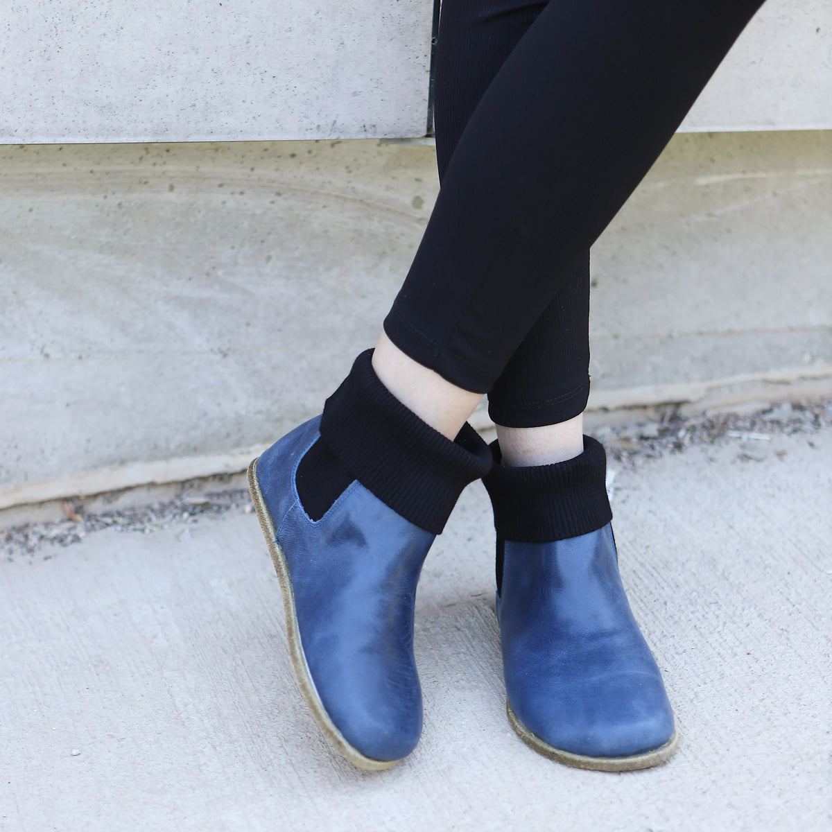 Crazy Barefoot Socks Chelsea Shoes – Classic Sole — Leather Sole – Navy Blue