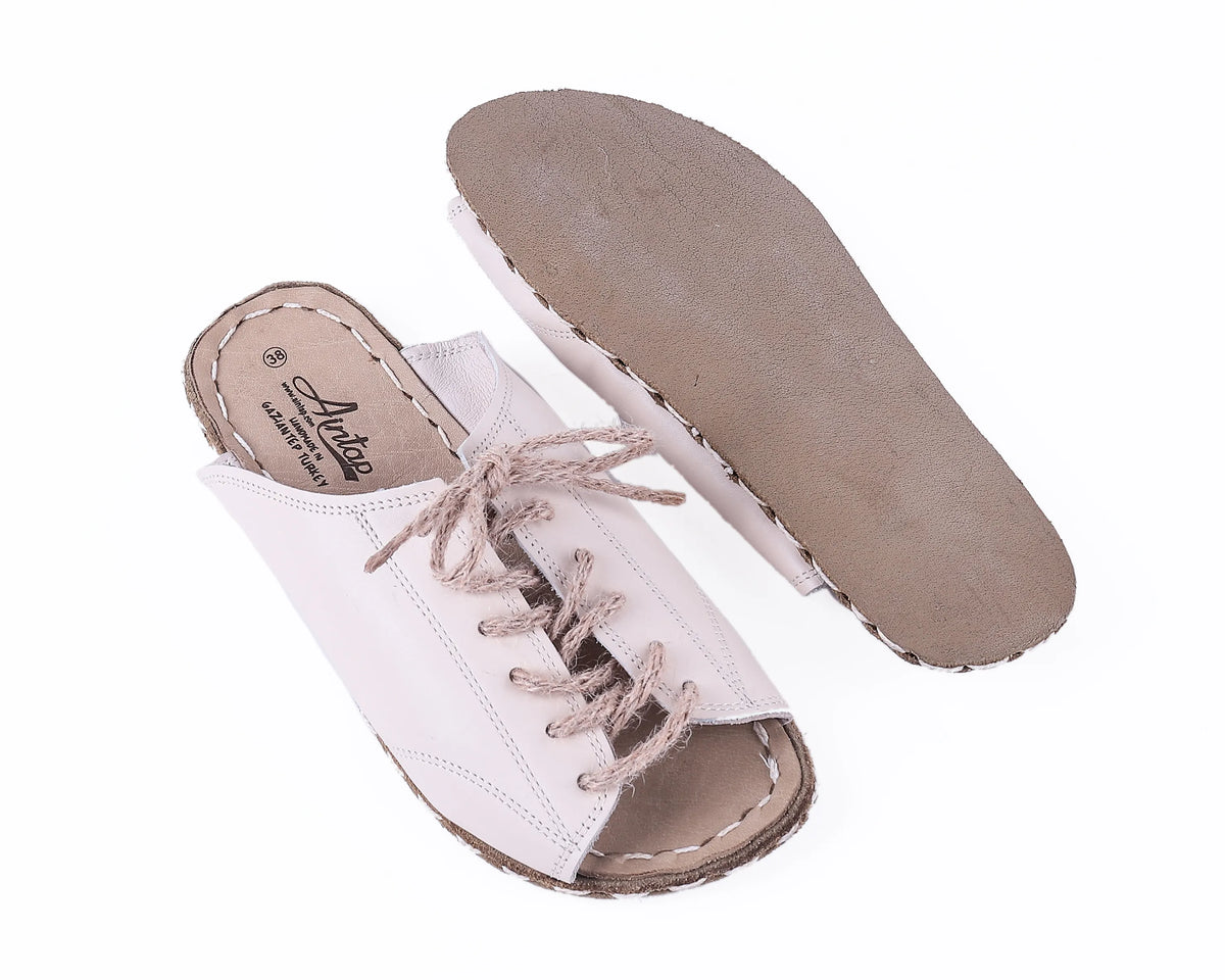 Smooth Barefoot Laces Sandals Shoes — Leather Sole – Cream