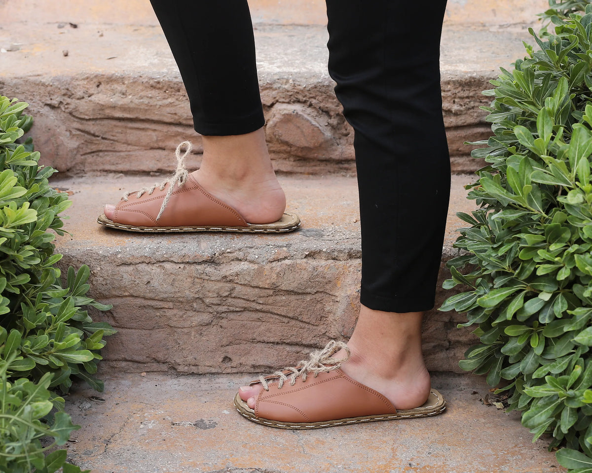 Smooth Barefoot Laces Sandals Shoes — Leather Sole – Tan