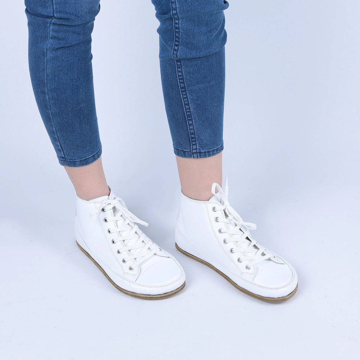 Smooth Barefoot Long Boots Converse Shoes – Classic Sole — Leather Sole – Full White