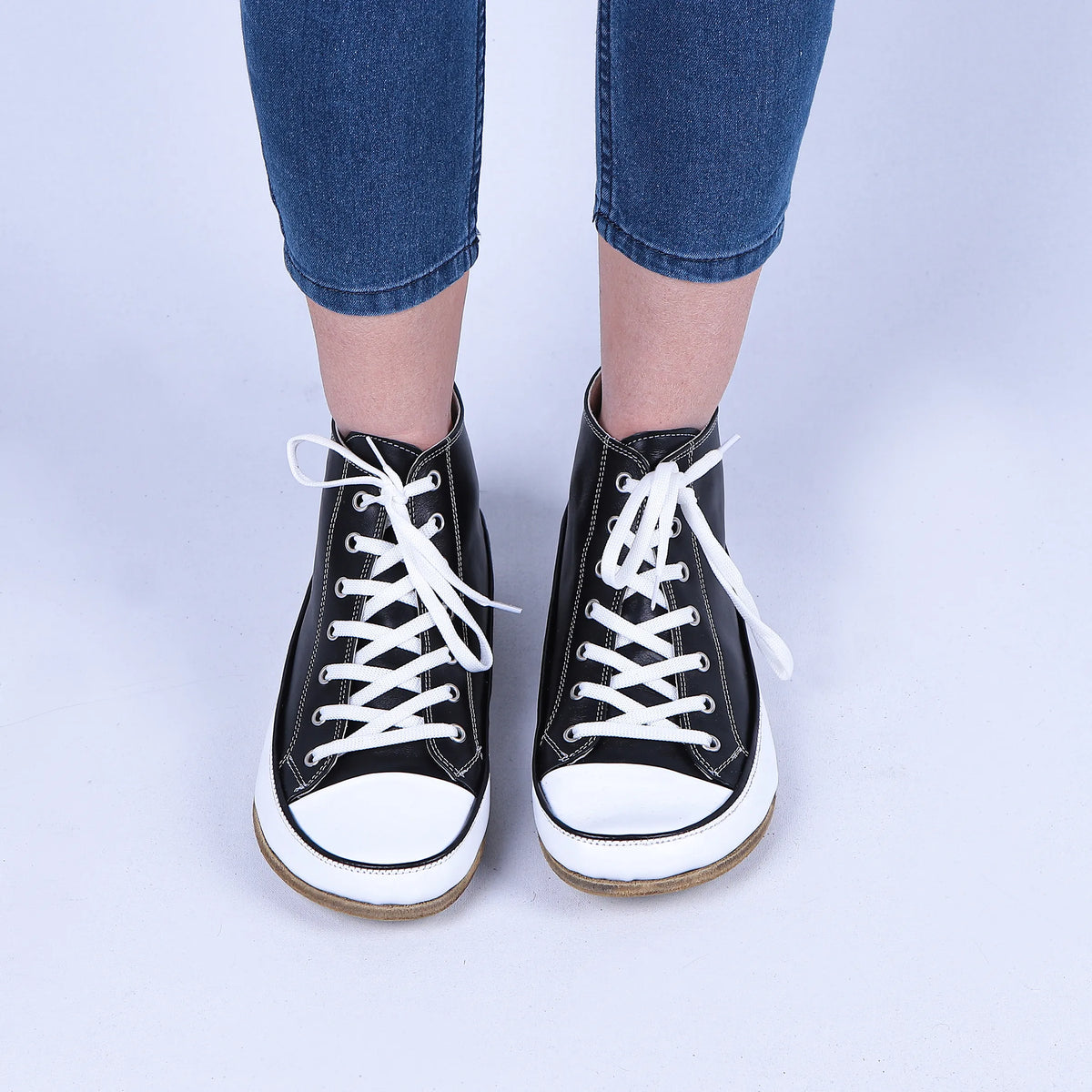 Smooth Barefoot Long Boots Converse Shoes – Classic Sole — Leather Sole – Black