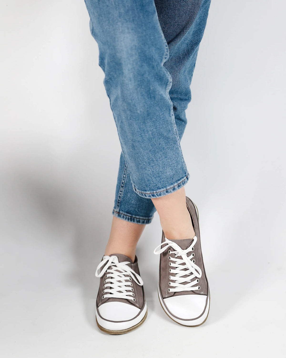 Nubuck Barefoot Converse Shoes – Classic Sole — Leather Sole – Gray