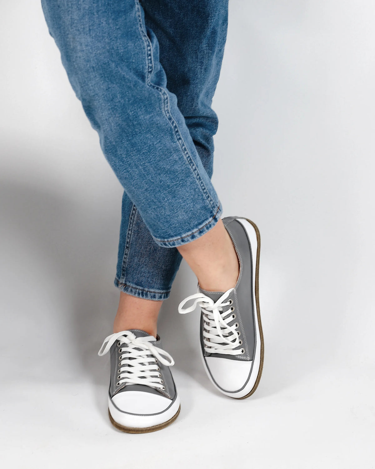 Smooth Barefoot Converse Shoes – Classic Sole — Leather Sole – Gray