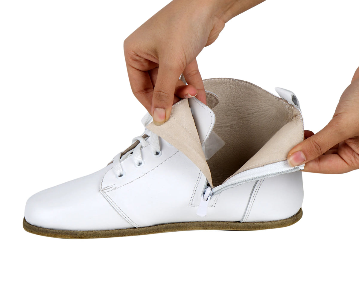 Smooth Barefoot Laces Short Boots Shoes – Classic Sole — Leather Sole – White