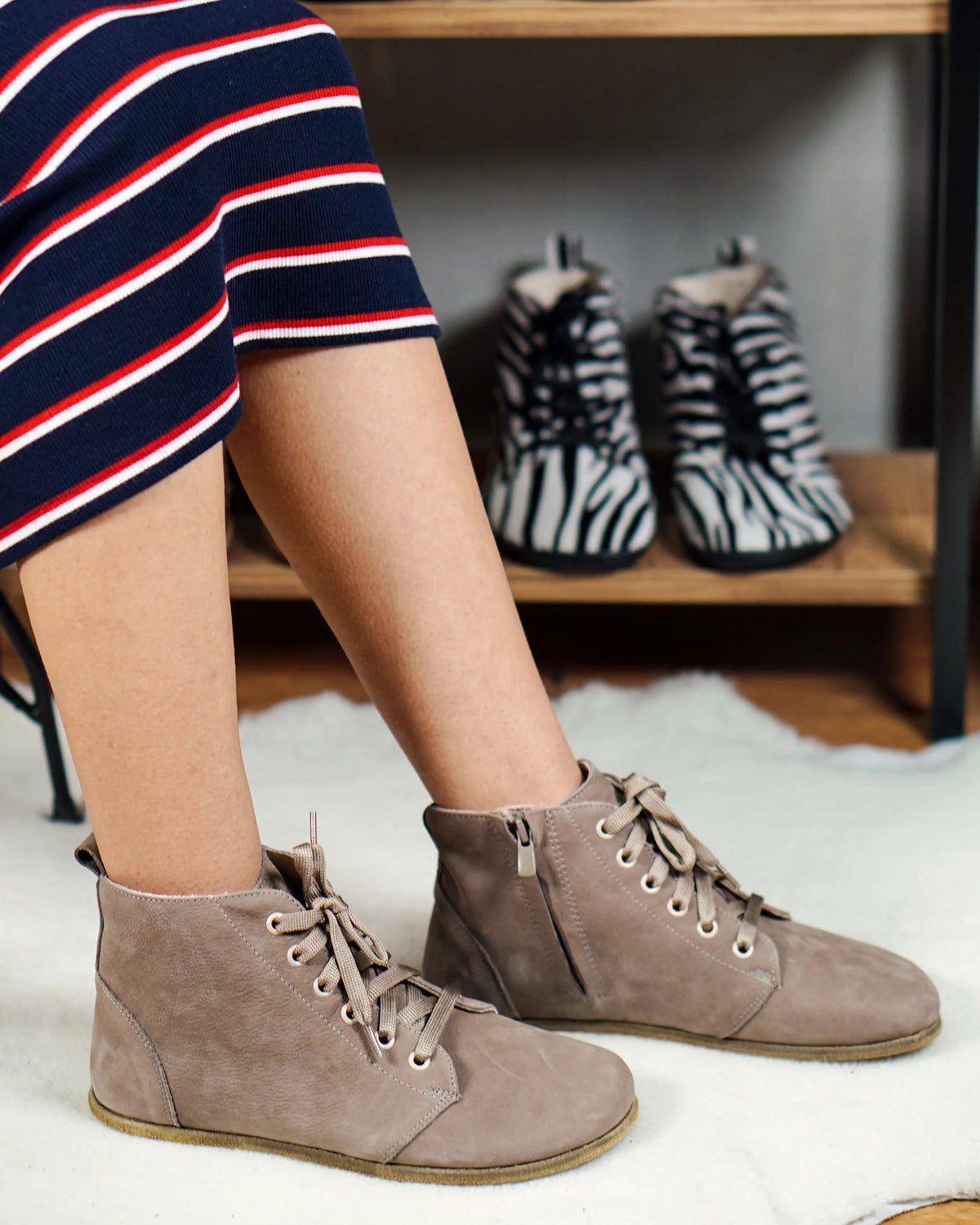 Nubuck Barefoot Laces Short Boots Shoes – Classic Sole — Leather Sole – Smoked