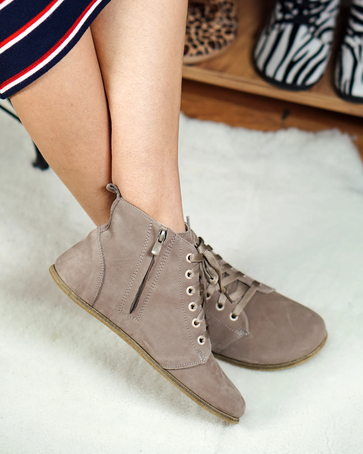 Nubuck Barefoot Laces Short Boots Shoes – Classic Sole — Leather Sole – Smoked