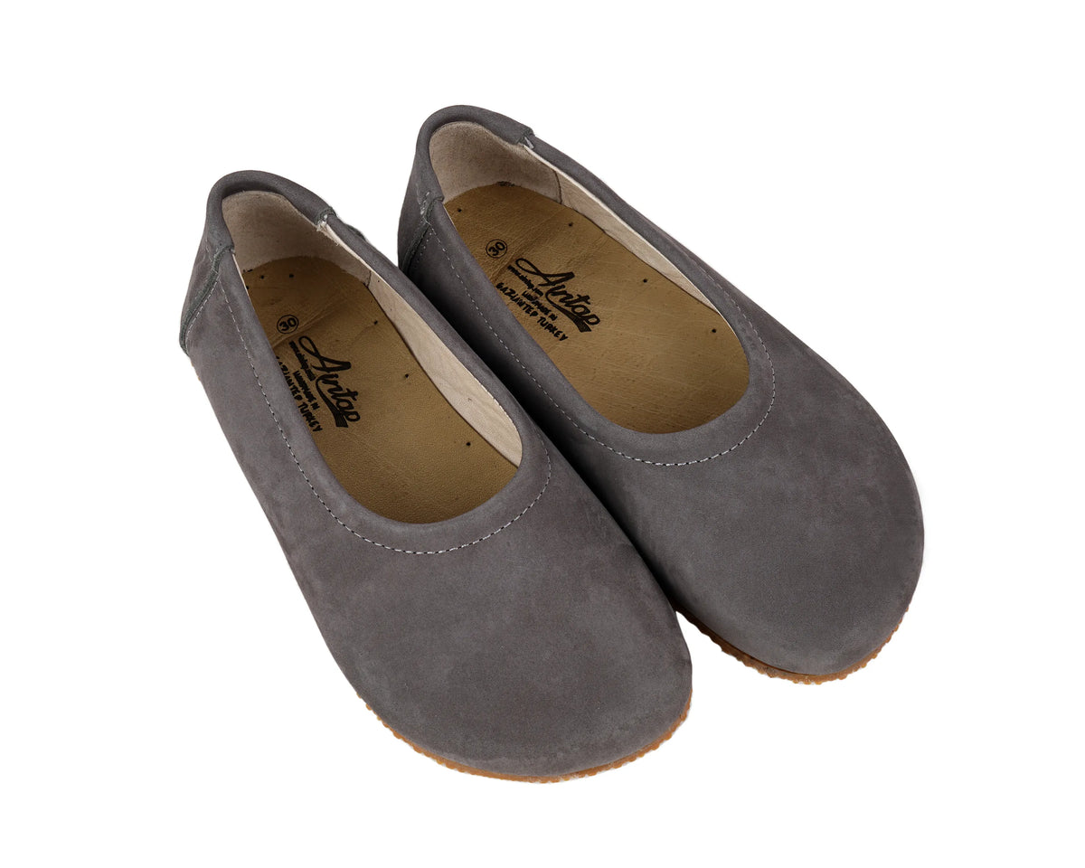 Nubuck Barefoot Ballet Shoes – Rubber Sole – Gray