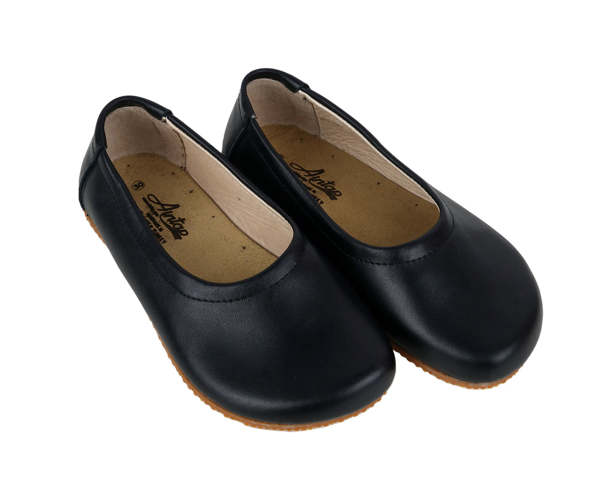 Smooth Barefoot Ballet Shoes – Rubber Sole – Black