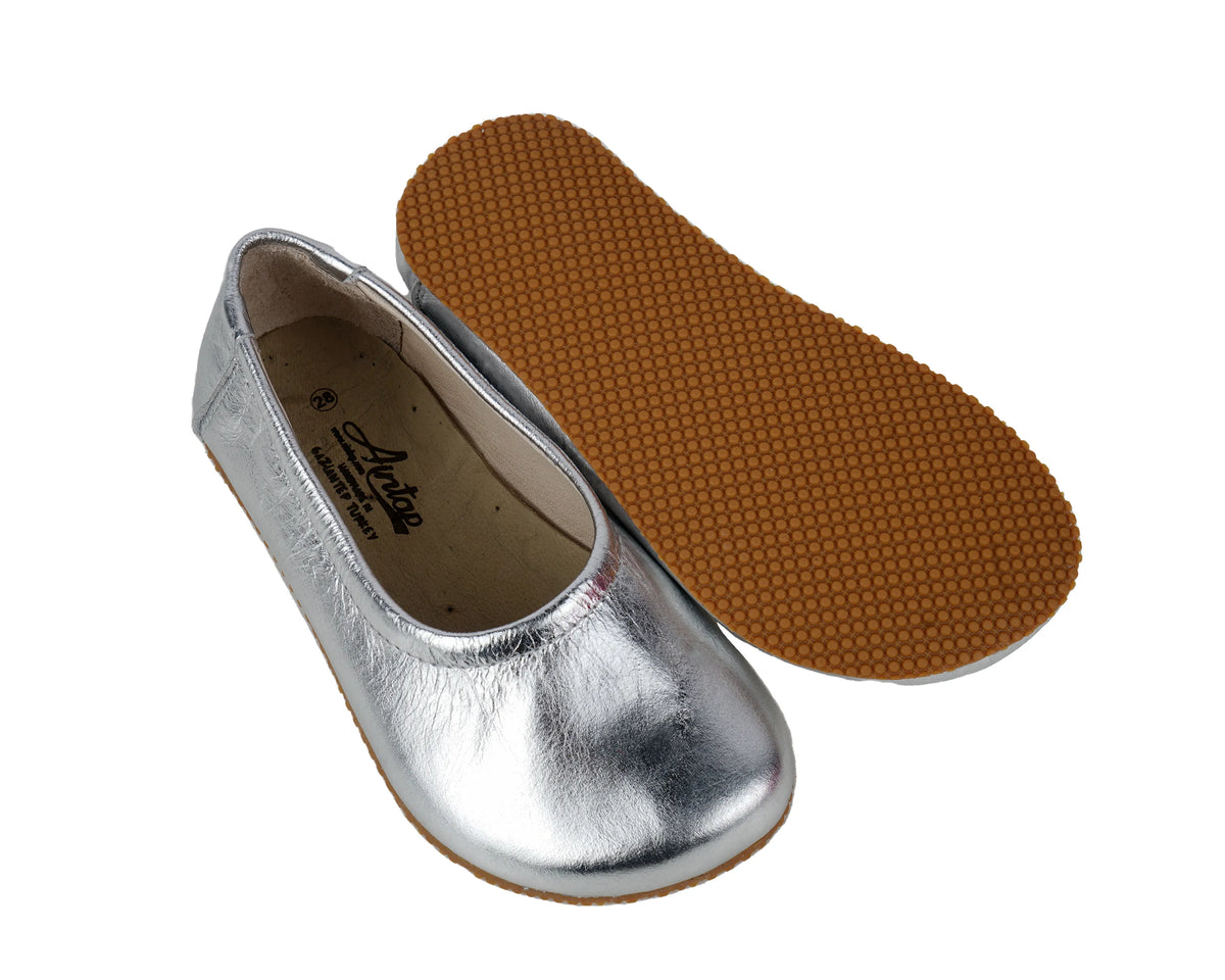 Bright Barefoot Ballet Shoes – Rubber Sole – Silver