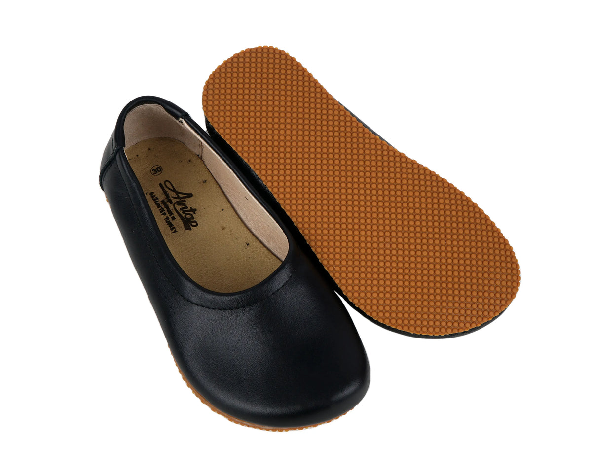 Smooth Barefoot Ballet Shoes – Rubber Sole – Black